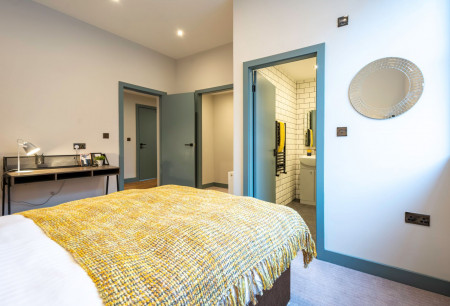 2 Bedroom Apartment