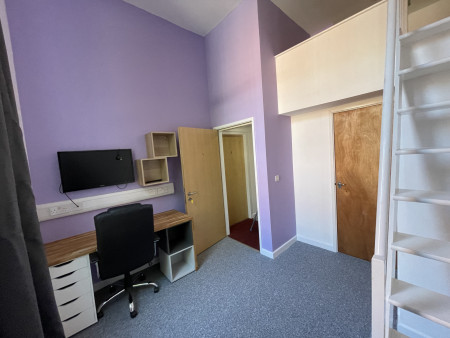 New Mezzanine En-suite 7 bed student flat to rent on Radmoor Road, Loughborough, LE11