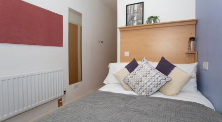 6 Bed Classic En-suite 6 bed student flat to rent on Cowgate, Edinburgh, EH1