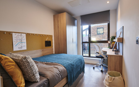 Ensuite - Silver 6 bed student flat to rent on Mansfield Road, Nottingham, NG1