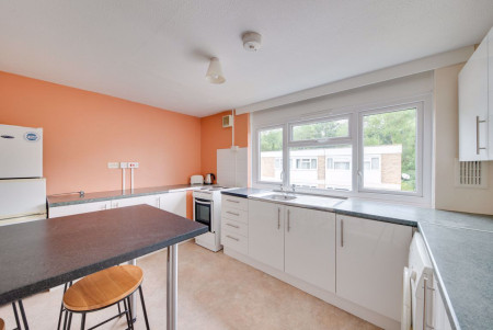 3 bed student house to rent on Long Meadow Way, Canterbury, CT2