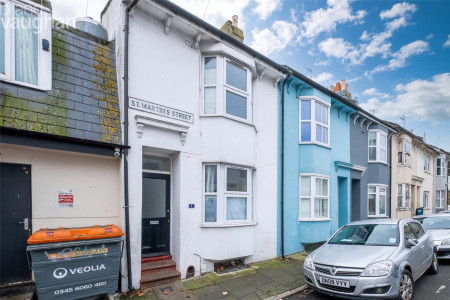4 bed student house to rent on St Martins Street, Brighton, BN2