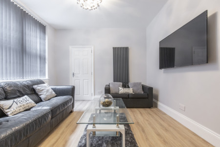 6 bed student house to rent on Heathcote Street, Hull, HU6