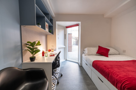 Premium Studio Student flat to rent on Vincent Street, Coventry, CV1