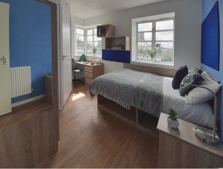 Ensuite Plus 3 bed student flat to rent on Moor Place, Liverpool, L3