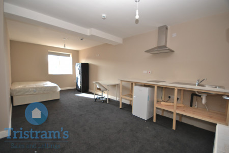 Student studio flat to rent on Eland Street, Nottingham, NG7