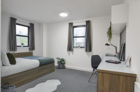 Premium En-Suite 6 bed student flat to rent on West Street, Coventry, CV1