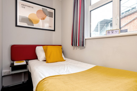 Single Studio Student flat to rent on Hertford Street, Coventry, CV1