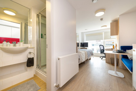 Standard Studio Student flat to rent on Above Bar Street, Southampton, SO14