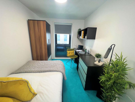 Deluxe Ensuite 5 bed student flat to rent on Egerton Street, Sheffield, S1