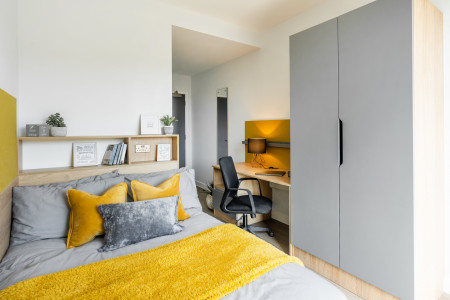 Ensuite Silver 5 bed student flat to rent on Moulsecoomb Way, Brighton, BN2