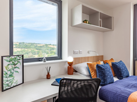 Premium Ensuite 5 bed student flat to rent on Glenthorne Road, Exeter, EX4