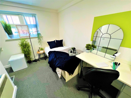 Classic Studio Student flat to rent on Tudor Road, Leicester, LE3