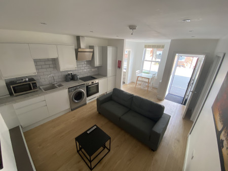 2 bed student house to rent on Packe Street, Loughborough, LE11
