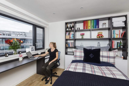 Luxury Studio, Westminster Bridge Student flat to rent on Westminster Bridge Road, London, SE1