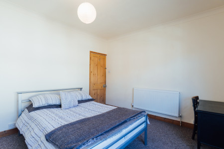 2 bed student house to rent on Edward Street, Leeds, LE11