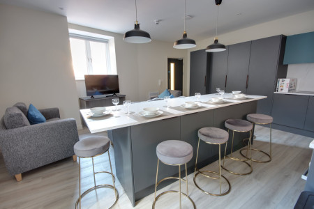 6 bed student house to rent on Silver Street, Durham, DH1