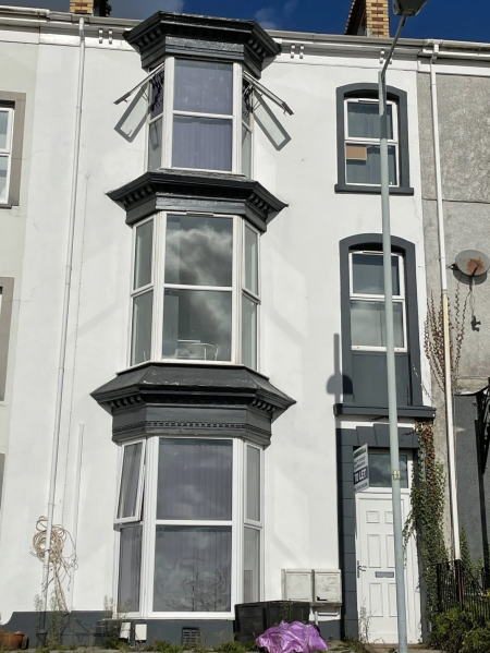 3 bed student house to rent on Bryn Road, Swansea, SA2