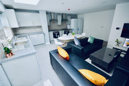 6 bed student house to rent on Birstall Road, Liverpool, L6