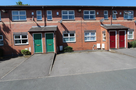 3 bed student house to rent on Exbury Street, Manchester, M14