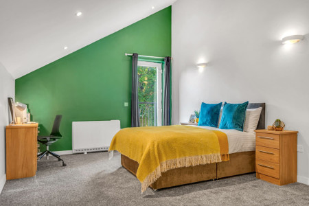 3 Bedroom Apartment