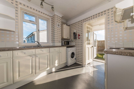 4 bed student house to rent on Old Park Avenue, Canterbury, CT1