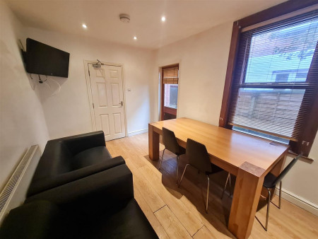 5 bed student house to rent on Cromwell Road, Southampton, SO15