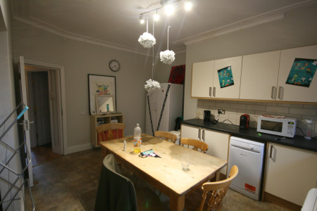 4 bed student house to rent on 57 Headingley Avenue, Leeds, LS6