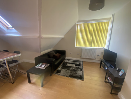 1 bed student house to rent on East Park Road, Leicester, LE5