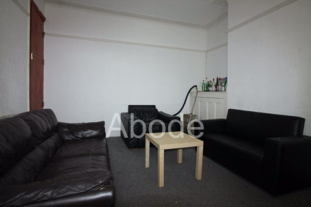 3 bed student house to rent on Royal Park Grove, Leeds, LS6