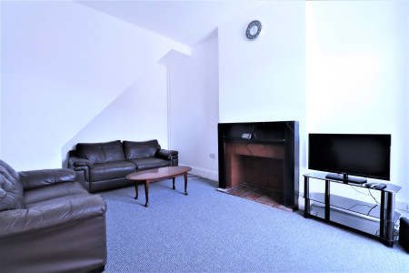 4 bed student house to rent on Mostyn Road, Birmingham, B16