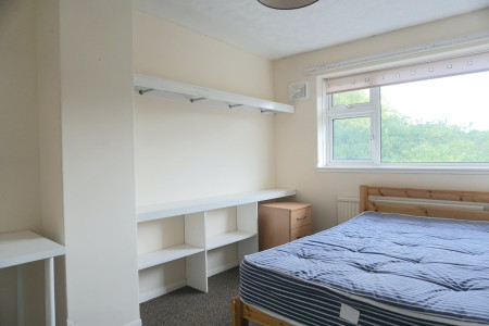 4 bed student house to rent on Willow Close, Canterbury, CT2