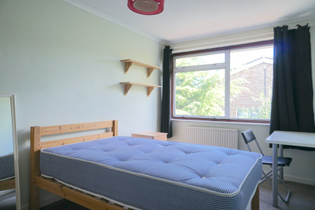 4 bed student house to rent on Ulcombe Gardens, Canterbury, CT2