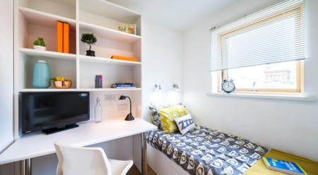 Silver Ensuite 5 bed student flat to rent on Herne Hill, London, SE24