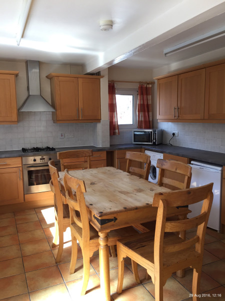 6 bed student house to rent on Newport, Lincoln, LN1