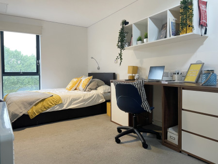Classic Studio - Private Access Student flat to rent on Servia Road, Leeds, LS7