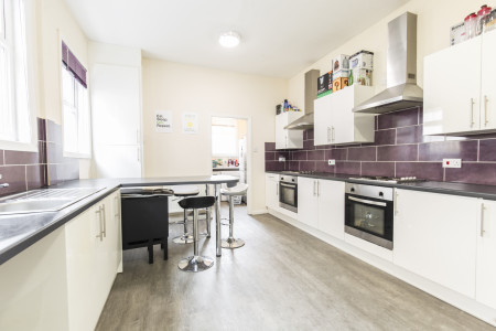 7 bed student house to rent on Ash Grove, Hull, HU5