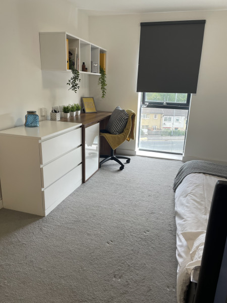 Premium Ensuite 4 bed student flat to rent on Servia Road, Leeds, LS7