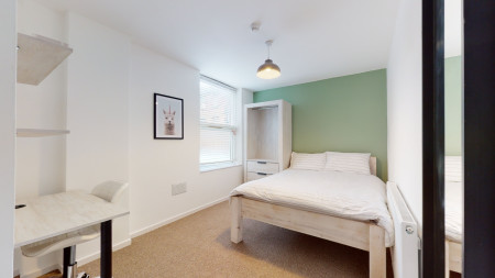 5 bed student house to rent on Chestnut Court, Liverpool, L15