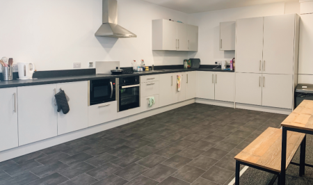 8 Bed Silver En-suite 8 bed student flat to rent on York Street, Sheffield, S1