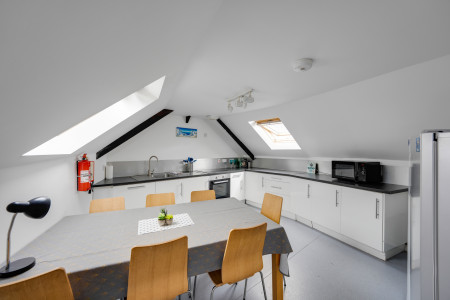 Flat 6 bed student flat to rent on Kensington Road, Plymouth, PL4