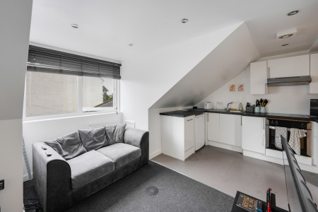 Flat 2 bed student flat to rent on North Road West, Plymouth, PL1