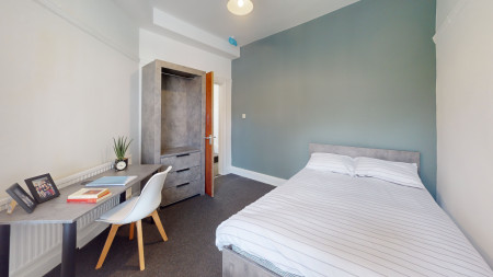 3 bed student house to rent on St Michaels Crescent, Leeds, LS6