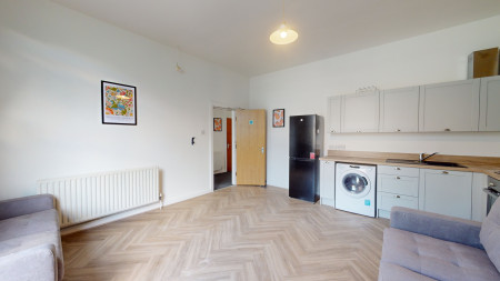 4 bed student house to rent on Moorland Avenue, Leeds, LS6