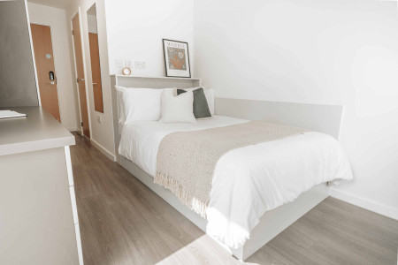 Silver En Suite (Courtyard View) 8 bed student flat to rent on Market Street, Newcastle, NE1