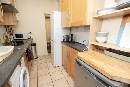 5 bed student house to rent on Warwards Lane, Birmingham, B29