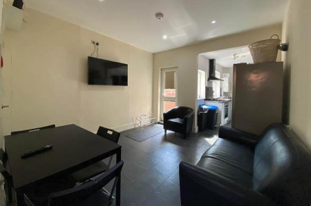 6 bed student house to rent on Oxford Street, Loughborough, LE11