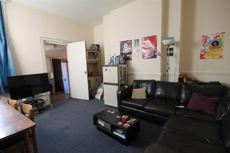 5 bed student house to rent on Lavender Gardens, Newcastle, NE2