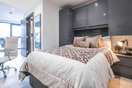 Super Deluxe Studio Student flat to rent on St Columbas Close, Coventry, CV1