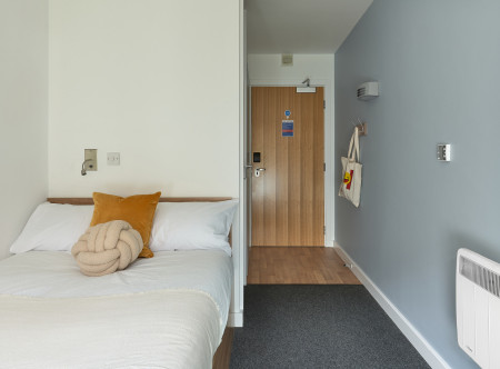 Gold Ensuite 6 bed student flat to rent on Wilmott Street, Manchester, M15